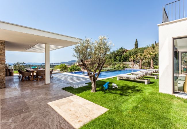 Villa in La Croix-Valmer - Villa Colibri St Tropez French Riviera 10-bd Villa in La Croix-Valmer - Villa Colibri St Tropez French Riviera 10-bd