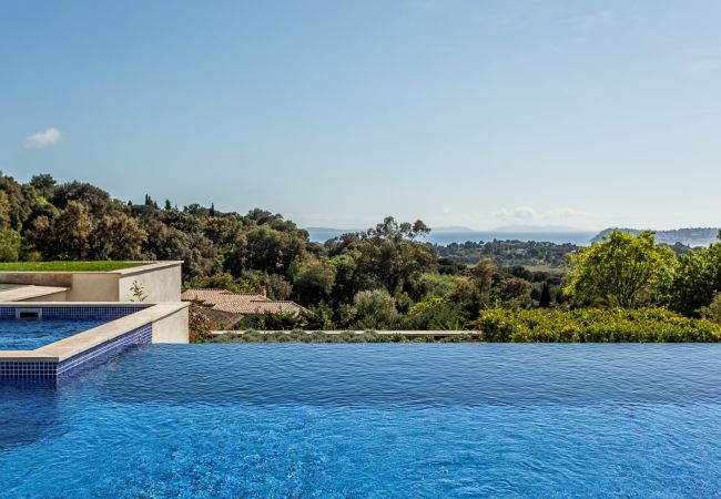 Villa in La Croix-Valmer - Villa Colibri St Tropez French Riviera 10-bd Villa in La Croix-Valmer - Villa Colibri St Tropez French Riviera 10-bd