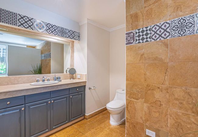 Villa in Tamarindo - Villa Las Colinas Santa Cruz Guanacaste 7-bd Villa in Tamarindo - Villa Las Colinas Santa Cruz Guanacaste 7-bd