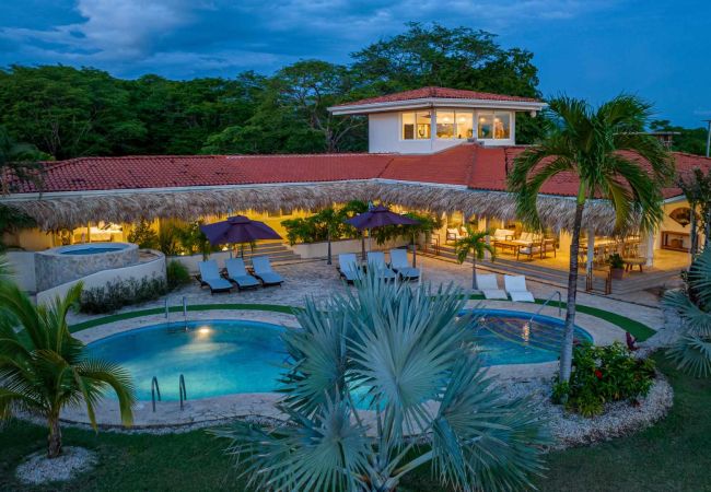 Villa in Tamarindo - Villa Las Colinas Santa Cruz Guanacaste 7-bd Villa in Tamarindo - Villa Las Colinas Santa Cruz Guanacaste 7-bd
