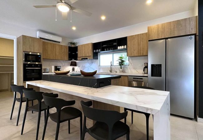 Villa in Tamarindo - Villa Casa Karibe Santa Cruz Guanacaste Costa 5-Bd Villa in Tamarindo - Villa Casa Karibe Santa Cruz Guanacaste Costa 5-Bd