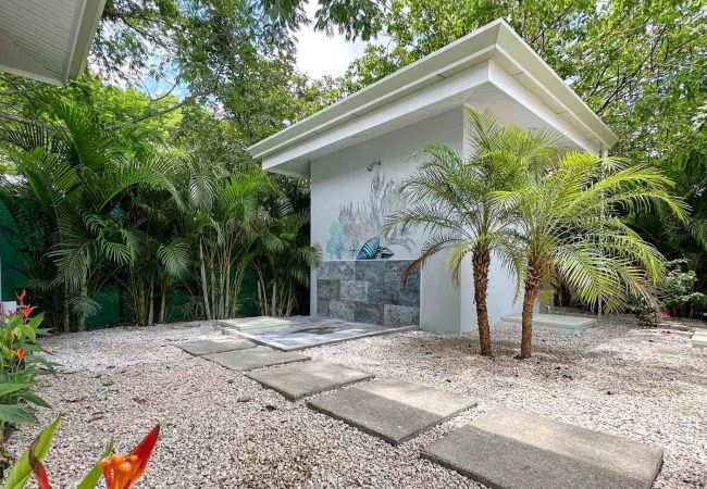 Villa in Tamarindo - Villa Casa Karibe Santa Cruz Guanacaste Costa 5-Bd Villa in Tamarindo - Villa Casa Karibe Santa Cruz Guanacaste Costa 5-Bd