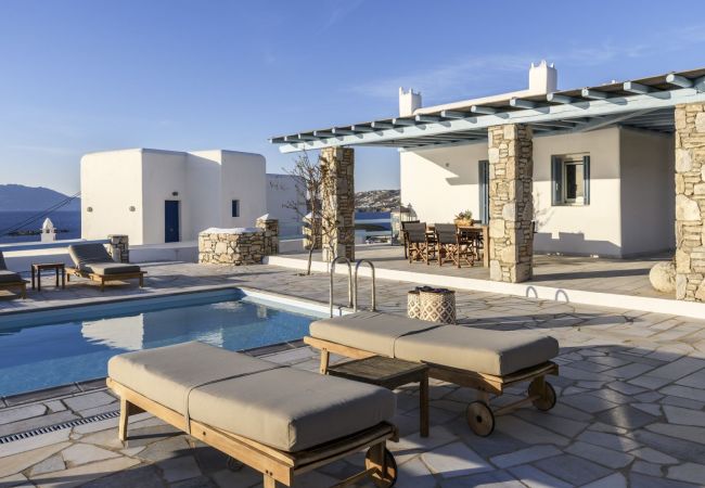 Villa in Mikonos - Villa Deliana Mykonos 4-bd Villa in Mikonos - Villa Deliana Mykonos 4-bd