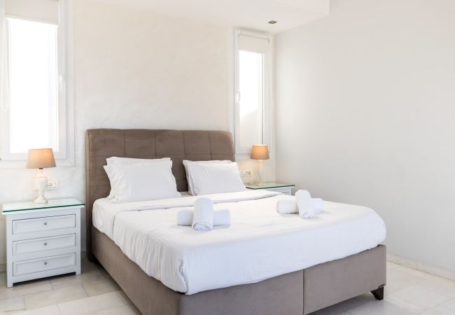 Villa in Mikonos - Villa Deloxenia Mykonos 5-bd Villa in Mikonos - Villa Deloxenia Mykonos 5-bd