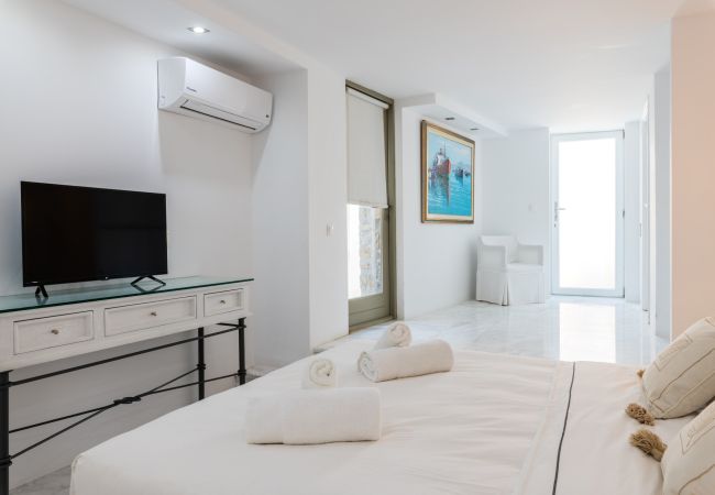 Villa in Mikonos - Villa Deloxenia Mykonos 5-bd Villa in Mikonos - Villa Deloxenia Mykonos 5-bd