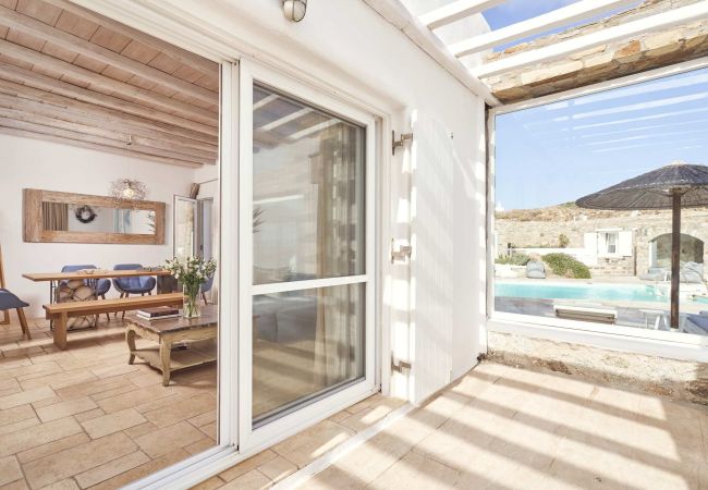 Villa in Mikonos - Villa Petrolefko Mykonos 6-bd Villa in Mikonos - Villa Petrolefko Mykonos 6-bd