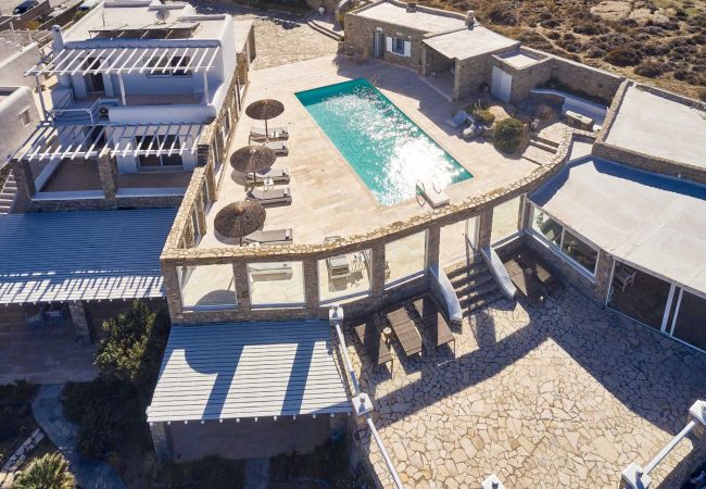 Villa in Mikonos - Villa Petrolefko Mykonos 6-bd Villa in Mikonos - Villa Petrolefko Mykonos 6-bd