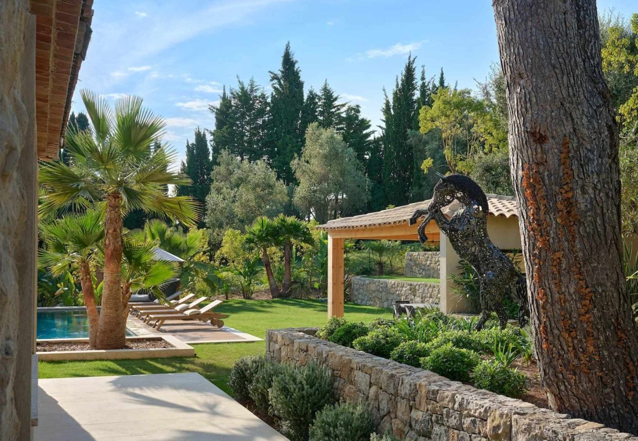 Villa in Mougins - Villa Cova Mougins French Riviera 5-BD