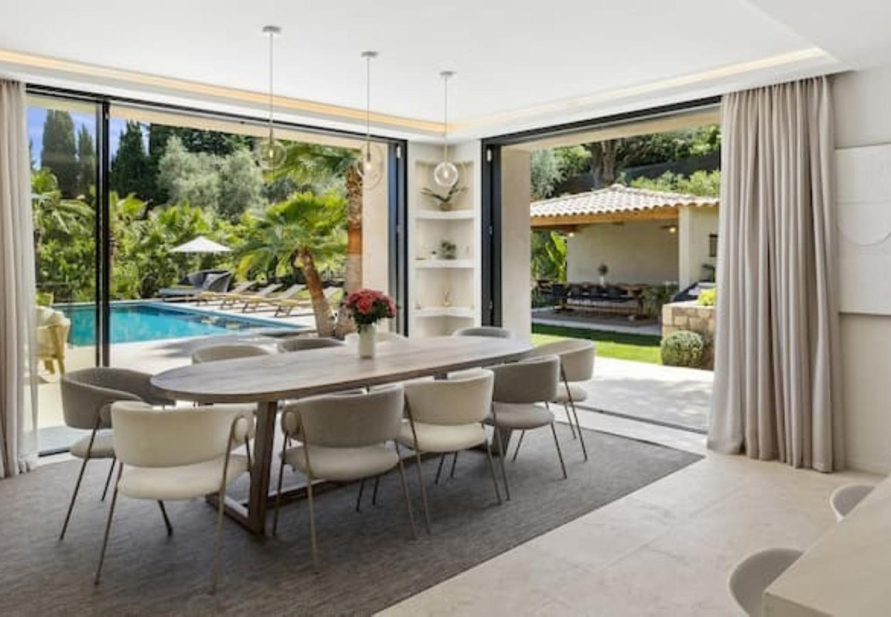 Villa in Mougins - Villa Cova Mougins French Riviera 5-BD