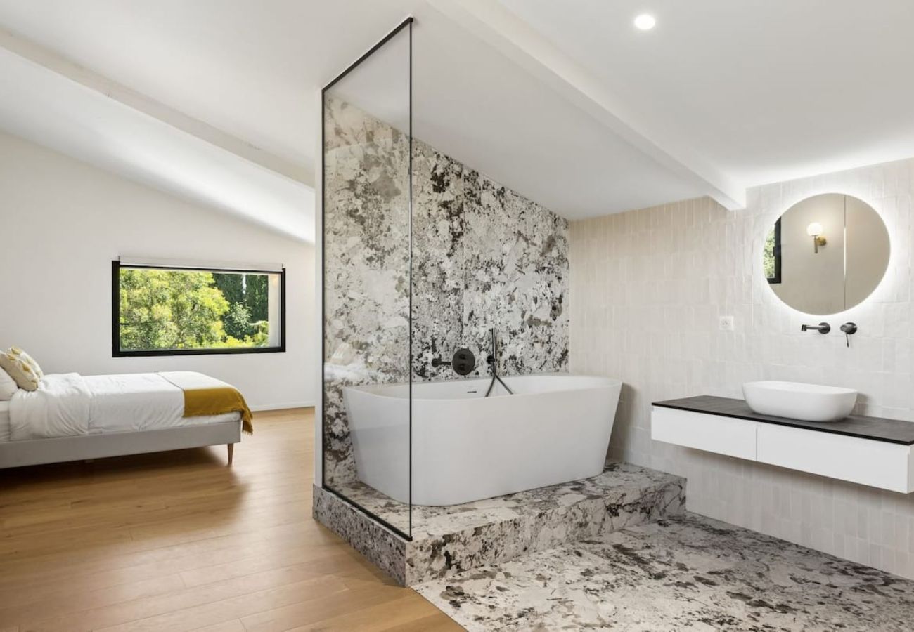 Villa in Mougins - Villa Cova Mougins French Riviera 5-BD