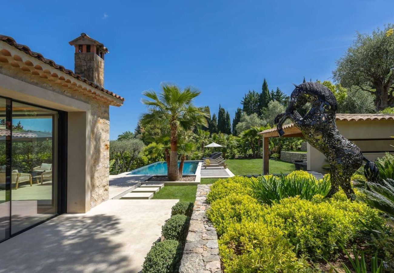 Villa in Mougins - Villa Cova Mougins French Riviera 5-BD