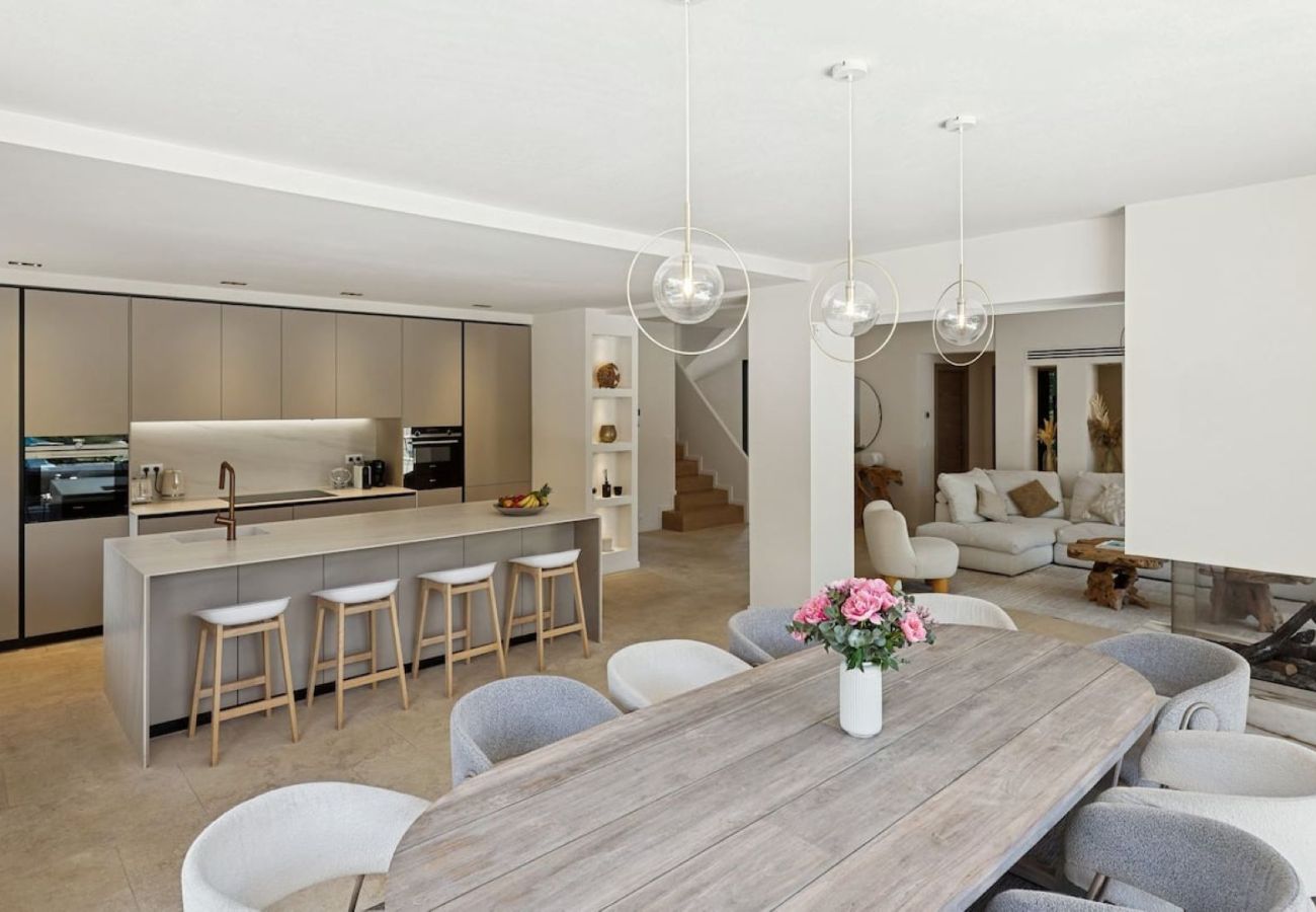 Villa in Mougins - Villa Cova Mougins French Riviera 5-BD