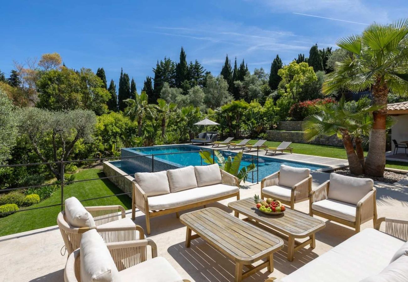Villa in Mougins - Villa Cova Mougins French Riviera 5-BD