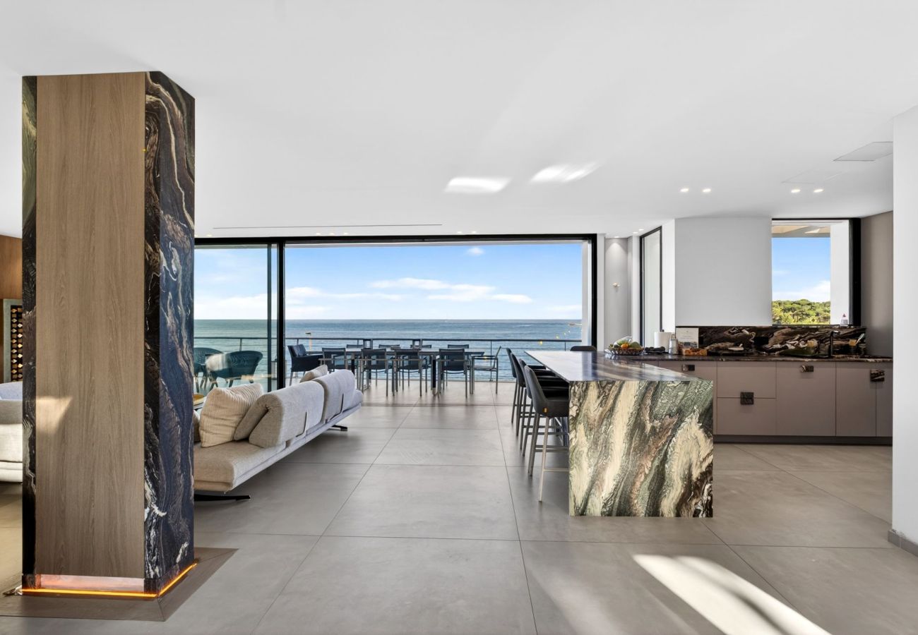 Villa in Antibes - Villa Houmoana Cap d'Antibes French Riviera 5-BD