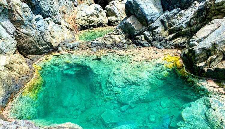natural-pools-in-St-barts