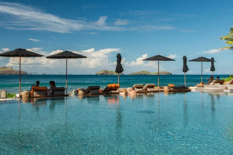 last minute luxury vacation